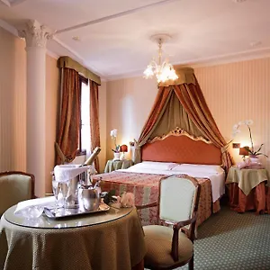 Kette 4* Veneza